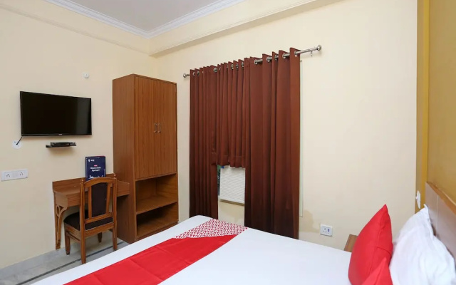 OYO 11675 Hotel Prahlad Inn