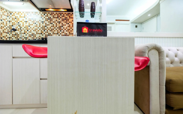 Comfy 2BR Bassura City Apartment Near Bassura Mall