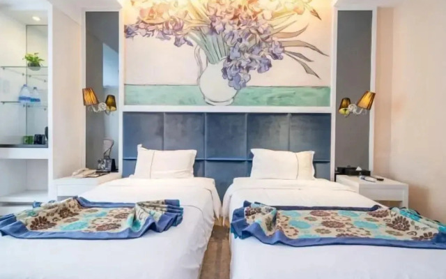Bainian Shangting Boutique Hotel
