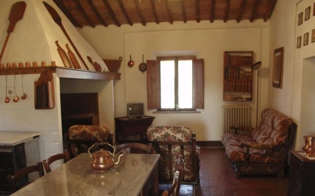 Casalunga Beautiful Farmhouse With Swimming Pool and Garden-casalunga