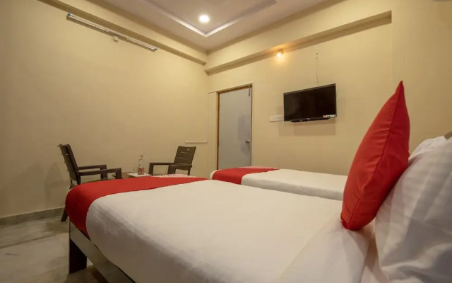 OYO 13550 Hotel Pushpa Grand