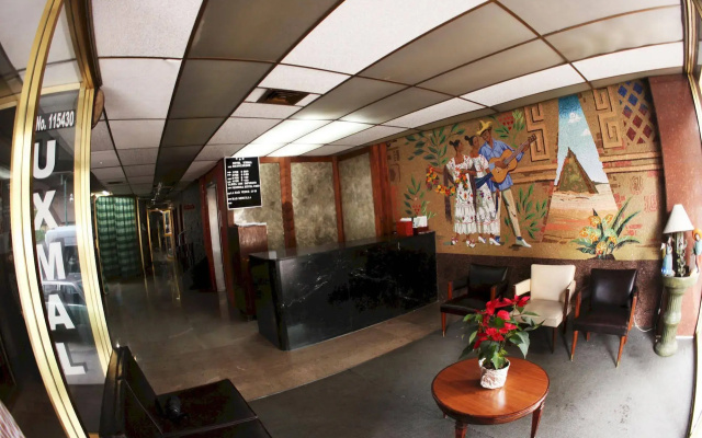 Hotel Uxmal
