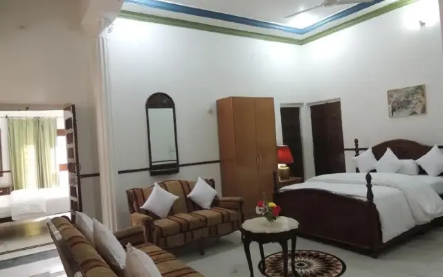 Kunjpur Guest House