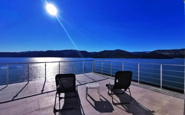 Lakeview-Estate ApartHotel