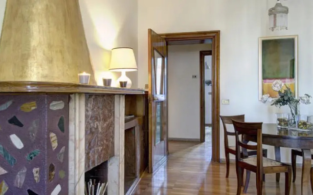 Cola Di Rienzo Halldis Apartment