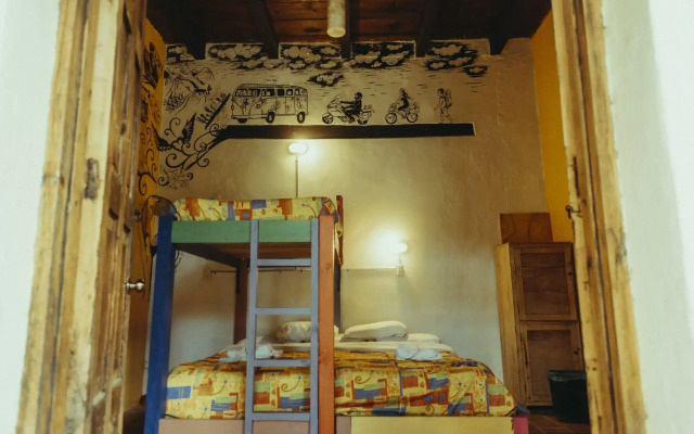 Rossco Hostel