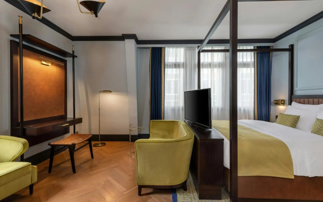 LUME Boutique Hotel, Autograph Collection