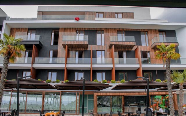 Отель Select Hill Resort Албания, Тирана - отзывы, цены и фото номеров - забронировать отель Select Hill Resort онлайн вид на фасад