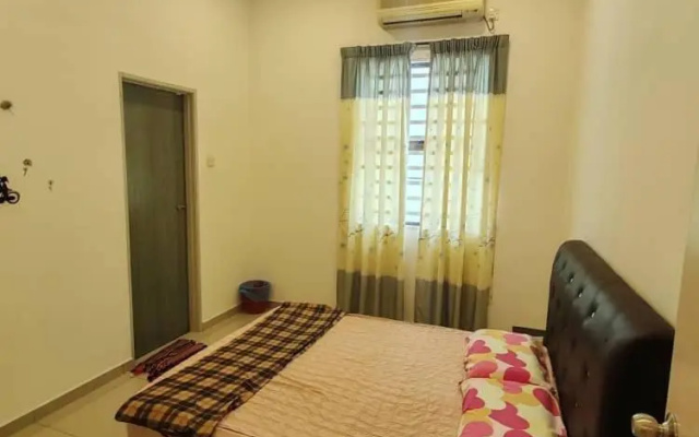 Sitiawan Paradise Modern HOme Team Building 15PAX short stay