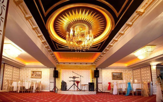 Asia Royal Suite