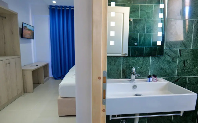Sea View Hotel