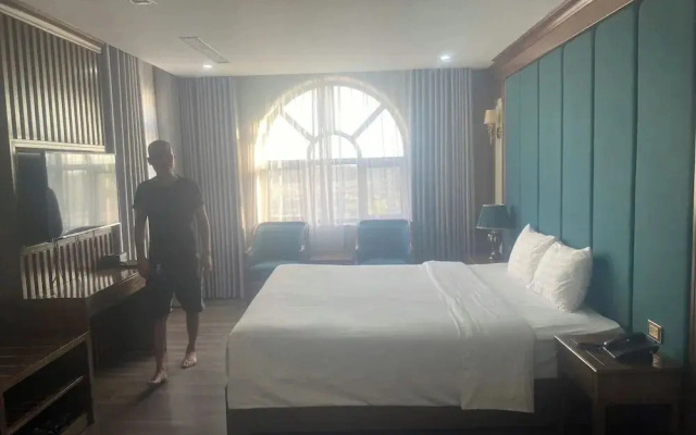 Duc Chung Hotel Ha Long