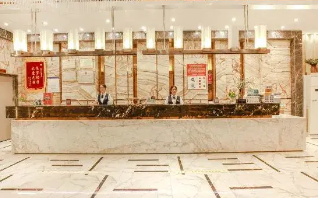 Guangzhou Jiulong Hotel (Luodian Mingzhu Central Plaza)