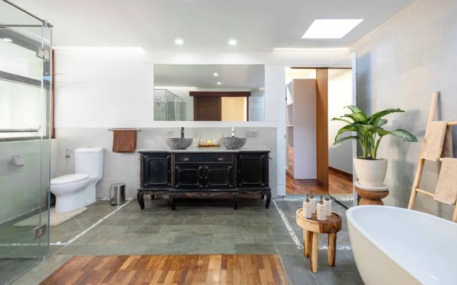 Villa Camilla 2 by Villa Finder