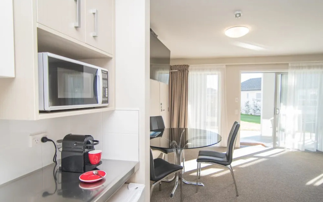 Coastal Ridge Apartments