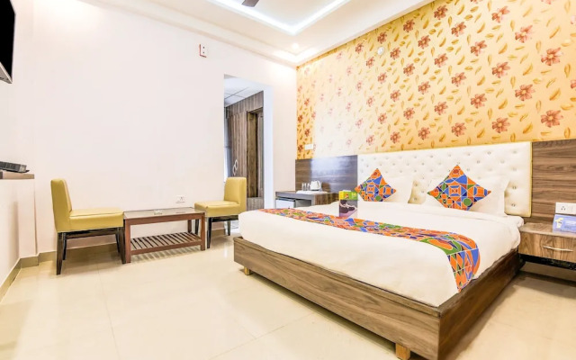 FabHotel Heaven Grand