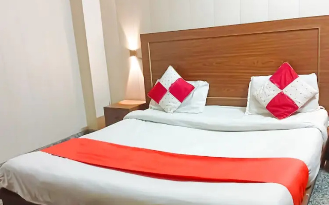 Roomshala 156 Hotel Mannat Inn