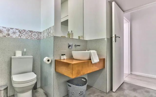 Family Home, WiFi, Patio, Secure Parking