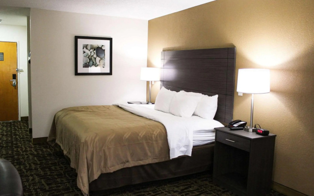 Quality Inn Clinton - Knoxville North