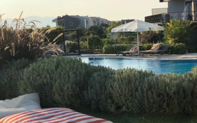Bansuri Villa – 4 Beds