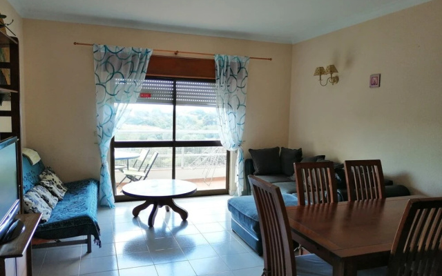 Charming and Spacious 1-bed Apartment in Albufeira