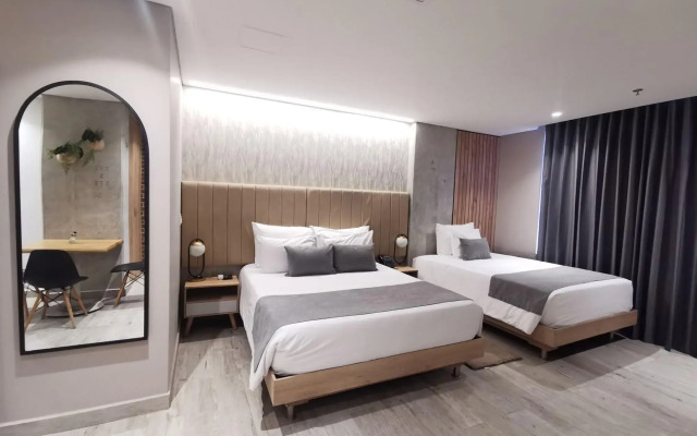 Eutopiq Hotel
