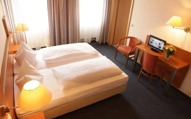 Hotel-Restaurant Zum Kirschbaum