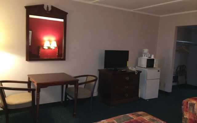 Rapids Inn and Suites
