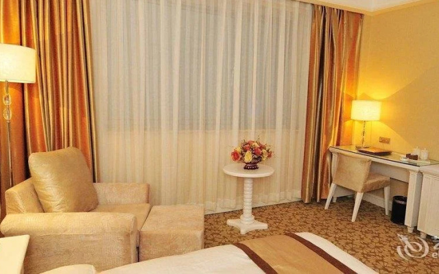 Tianshui Jinsha Hotel (Tianshui Station Commercial Street Pedestrian Street Branch)