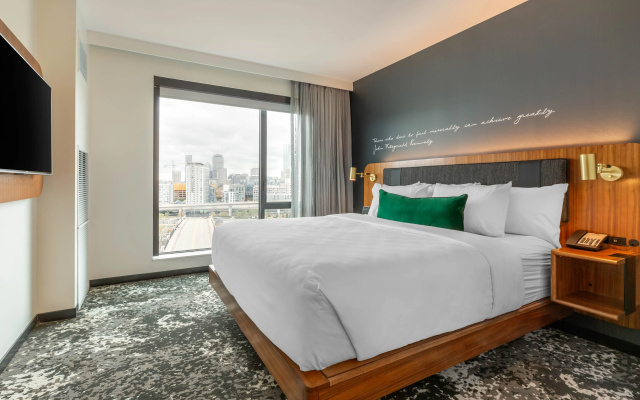 Cambria Hotel Boston Downtown - Seaport