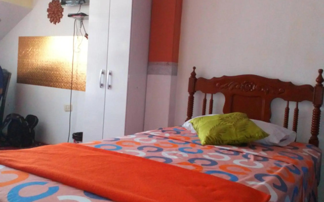 Inti Hostel Airport