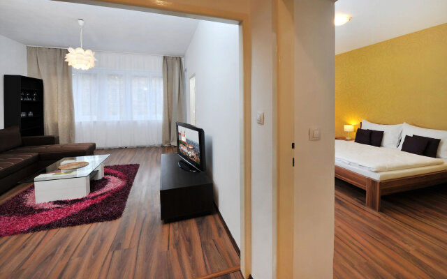 Aplend City Kupelna 7 in Bratislava, Slovakia from 132$, photos, reviews - zenhotels.com guestroom