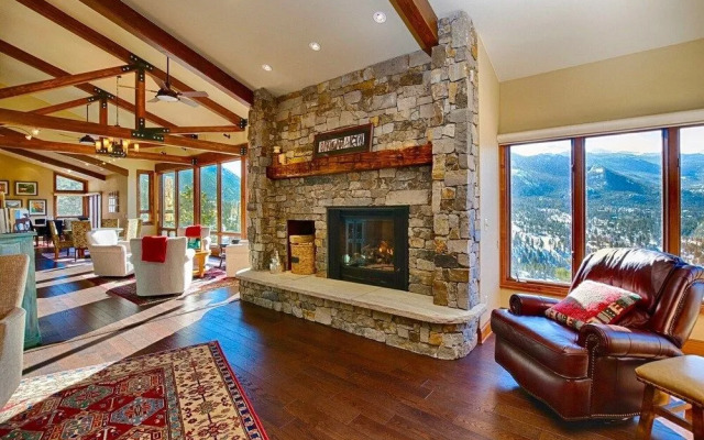 Stewart Highlands - 6 Br Home