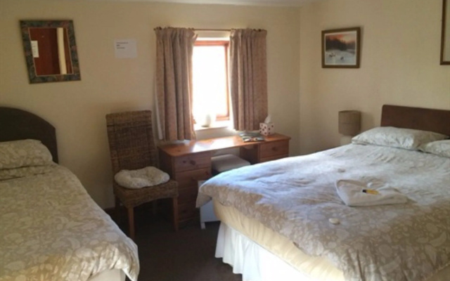 Fox & Hounds Inn