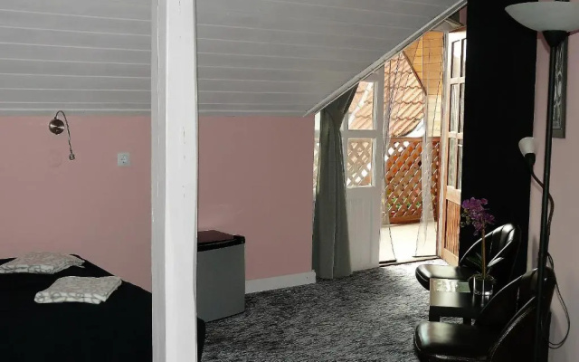 Familia Apartman 304
