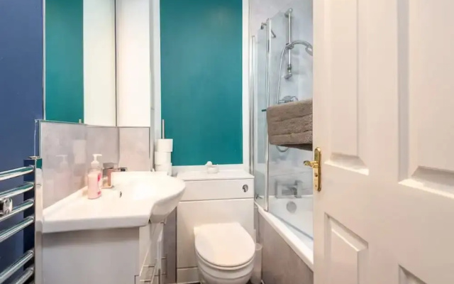 2bed-ground Floor-free Parking