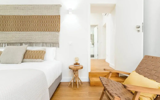 Limehome Evora Largo dos Penedos