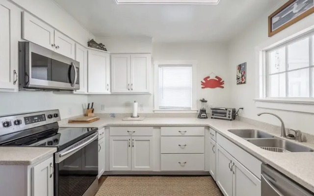 703 By The Sea by Topsail Realty