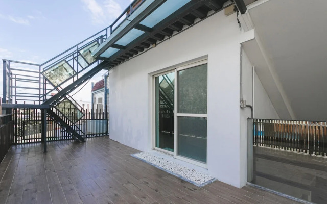 LowPressure Surf Guesthouse