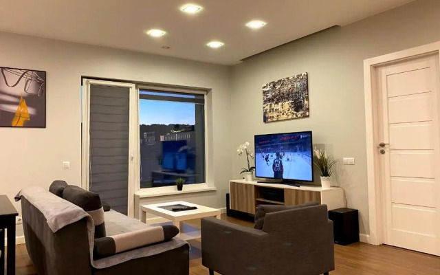 Oršos Spacious Apartment in Vilnius City Center, with Balcony