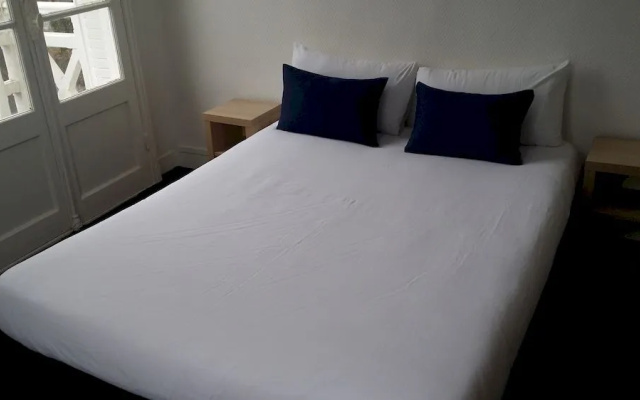 Budget Inn Barbizon - Fontainebleau