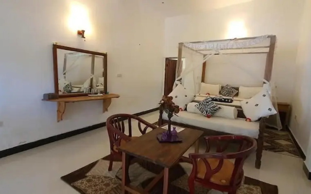 Mambo Beach Villas