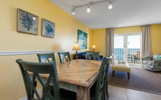 Surfin Inn by Meyer Vacation Rentals