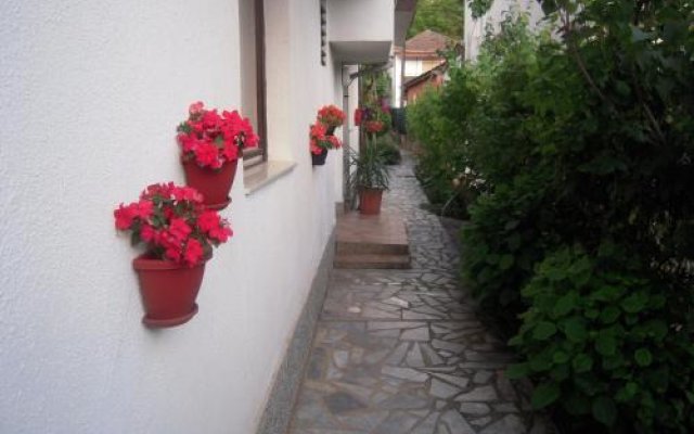 Lile Pestani Accommodation in Pestani, Macedonia from 66$, photos, reviews - zenhotels.com hotel front