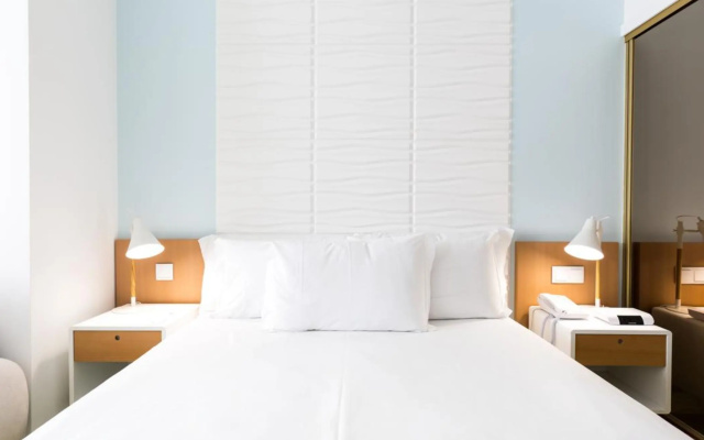 Legendary Porto Hotel