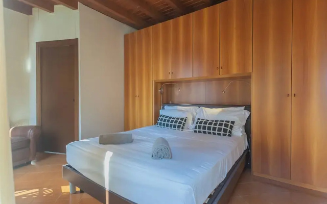 Front Lake Apartment With Private Funicular by Rent all Como