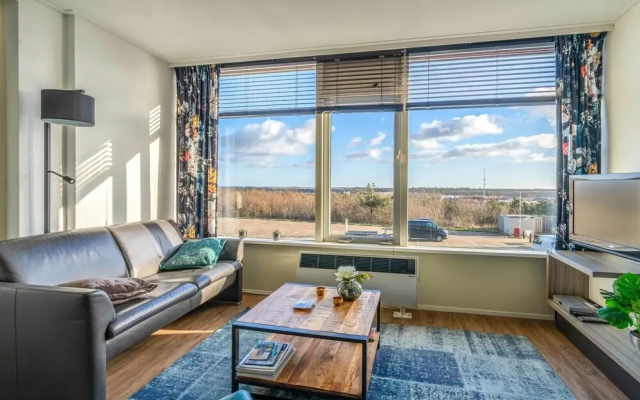 2 Person Apartment With Island View