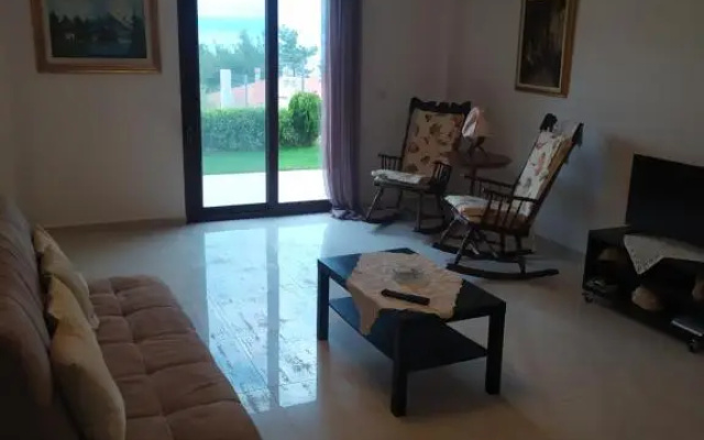 Afrodites sea view house