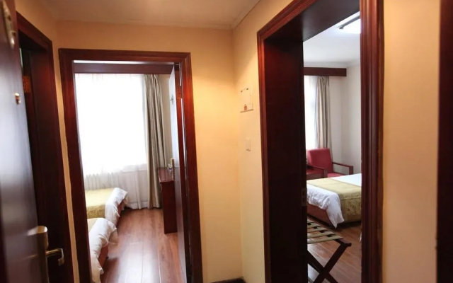 Qingdao Railway Jinhai Hongyu Hotel