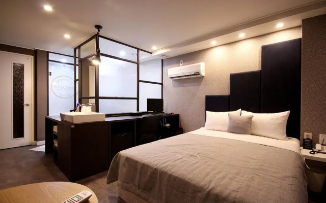 Gimhae Jangyu Page